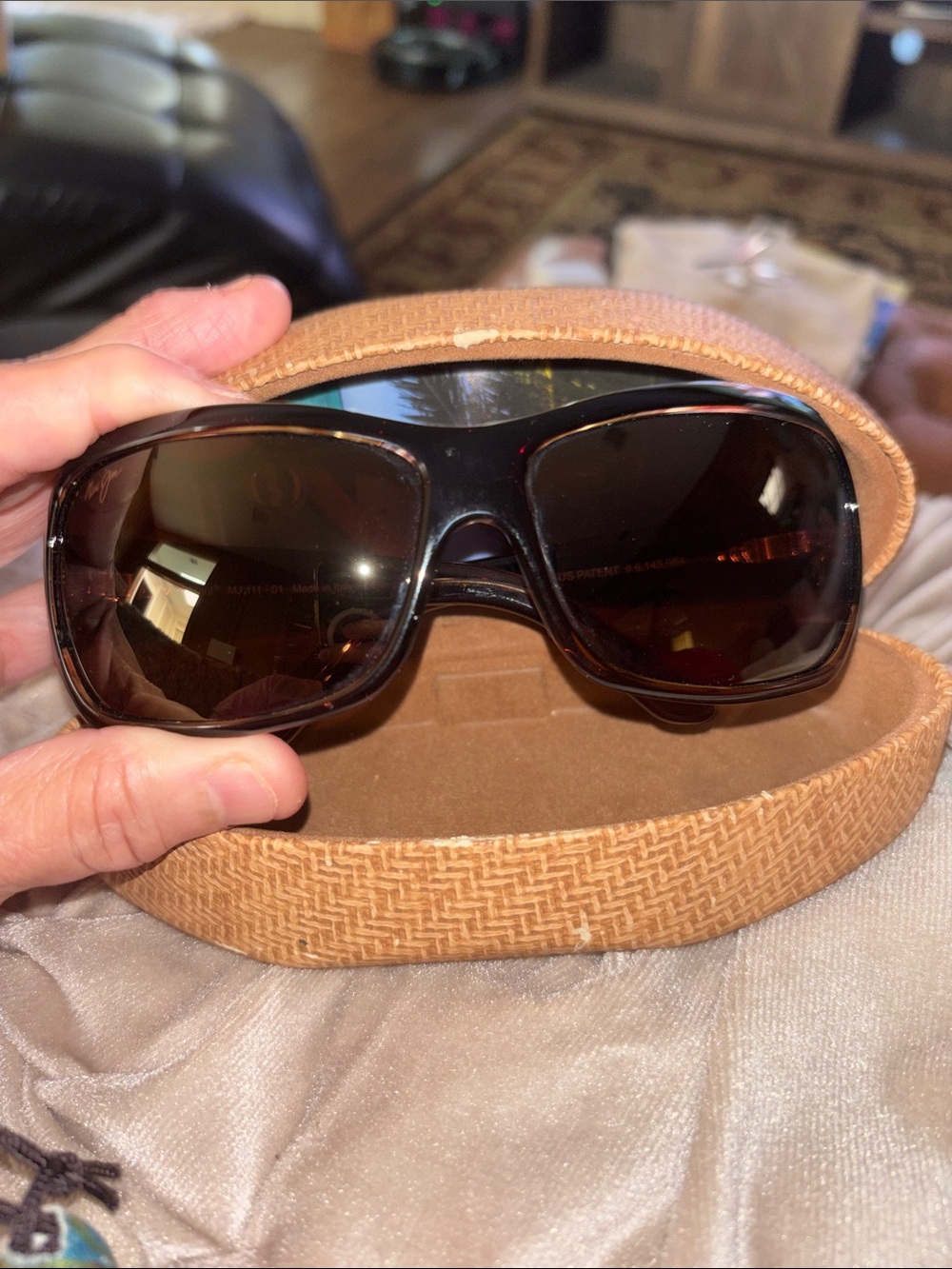 Maui Jim Tortoiseshell Brown Oversized Sunglasses with Case